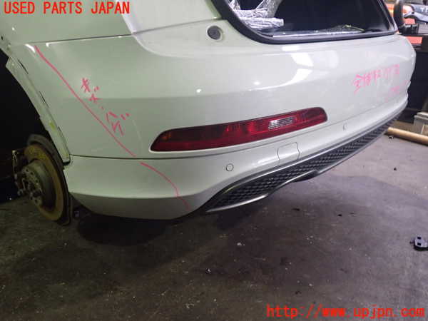 2UPJ-9235621610]アウディ・Q3(8UCPSF)リアバンパー 中古_5