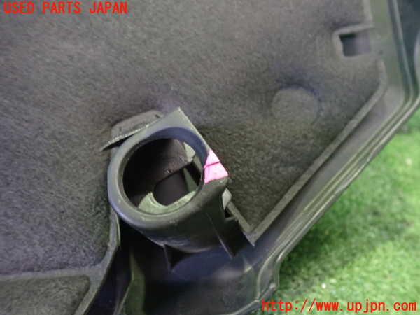 2UPJ-9235622160]アウディ・Q3(8UCPSF)エンジンアッパーカバー 中古_3