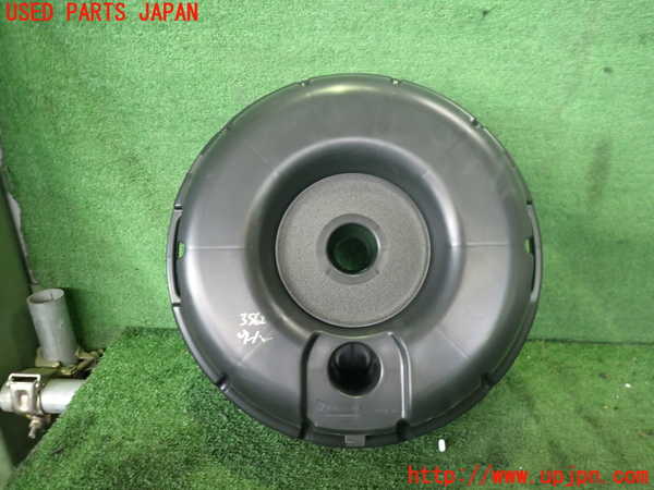 2UPJ-9235626530]アウディ・Q3(8UCPSF)ウーハー 中古_2