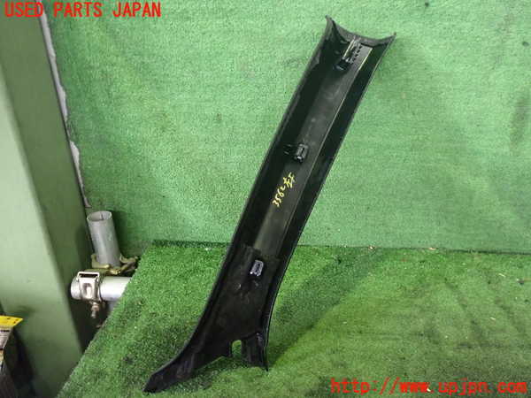 2UPJ-9235627660]アウディ・Q3(8UCPSF)左フロントピラートリム 中古_2