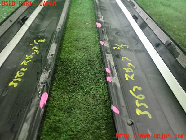 2UPJ-9235627740]アウディ・Q3(8UCPSF)スカッフプレート 中古_3