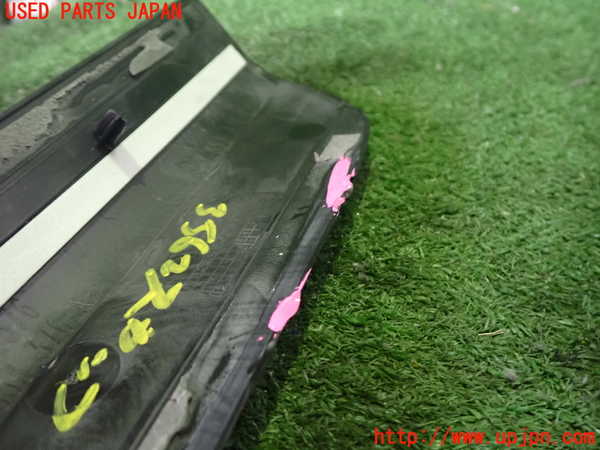 2UPJ-9235627740]アウディ・Q3(8UCPSF)スカッフプレート 中古_4