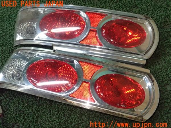 3UPJ=9235630547]MR2(SW20)前期 II型 社外テールランプ 純正ガーニッシュ セット 難有 中古_4