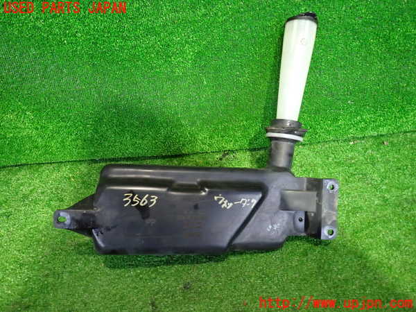 2UPJ-9235636791]MR2(SW20)ウォッシャータンク1 中古_3