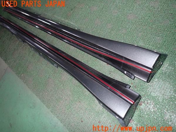 3UPJ=9235640025]ジューク ニスモ(NF15)前期 純正 サイドステップ 中古_3
