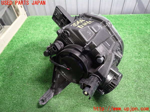 2UPJ-9235641132]ジューク NISMO(NF15)左ヘッドライト HID 中古_2