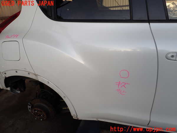 2UPJ-9235641290]ジューク NISMO(NF15)右後ドア (43R-007953) 中古_2