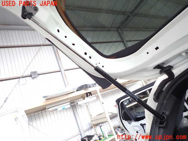 2UPJ-9235641584]ジューク NISMO(NF15)リアゲートダンパー 中古_2