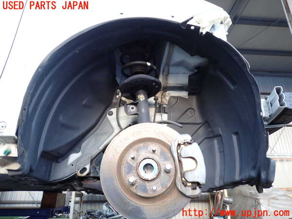 2UPJ-9235641090]ジューク NISMO(NF15)右前フェンダーライナー 中古_2