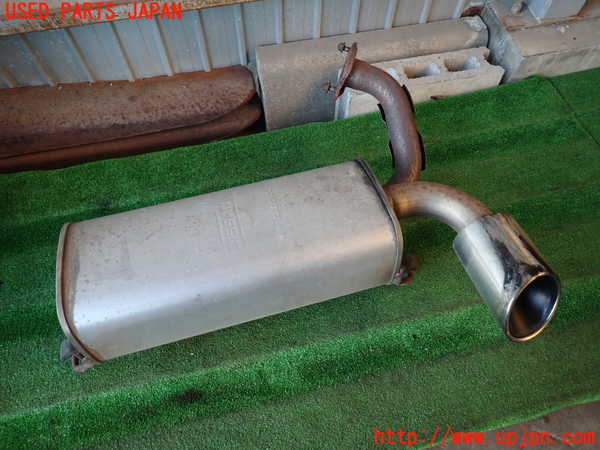 2UPJ-9235642671]ジューク NISMO(NF15)リアマフラー1 中古_2