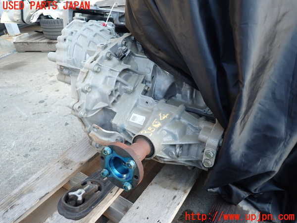 2UPJ-9235643010]ジューク NISMO(NF15)ミッション AT MR16DDT 4WD 中古_3