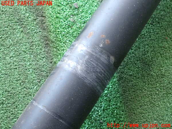 2UPJ-9235643410]ジューク NISMO(NF15)リアプロペラシャフト 中古_5
