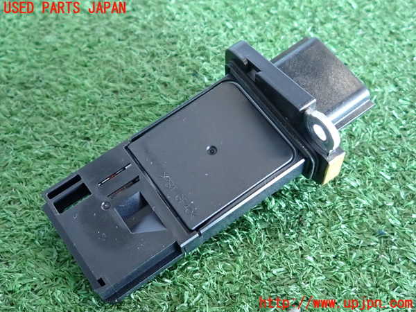 2UPJ-9235646320]ジューク NISMO(NF15)エアフロメーター 中古_2
