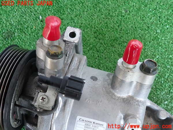 2UPJ-9235646025]ジューク NISMO(NF15)エアコンコンプレッサー 中古_5