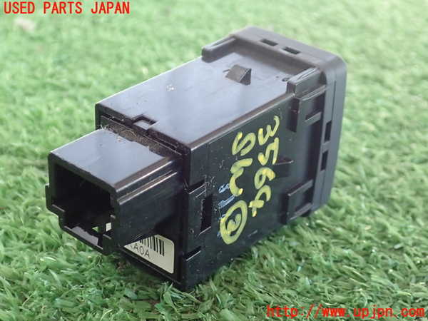 2UPJ-9235646307]ジューク NISMO(NF15)スイッチ2 (TRC OFF) 中古_2