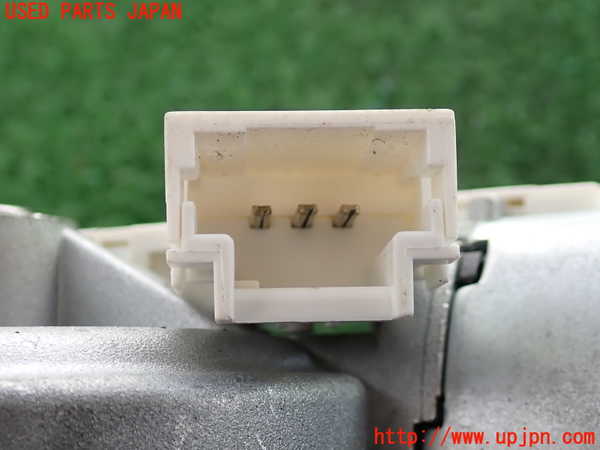 2UPJ-9235646775]ジューク NISMO(NF15)リアワイパーモーター 中古_4