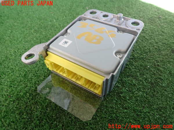 2UPJ-9235646145]ジューク NISMO(NF15)エアバッグコンピューター 中古_2