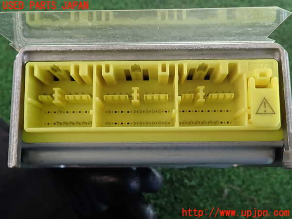 2UPJ-9235646145]ジューク NISMO(NF15)エアバッグコンピューター 中古_4