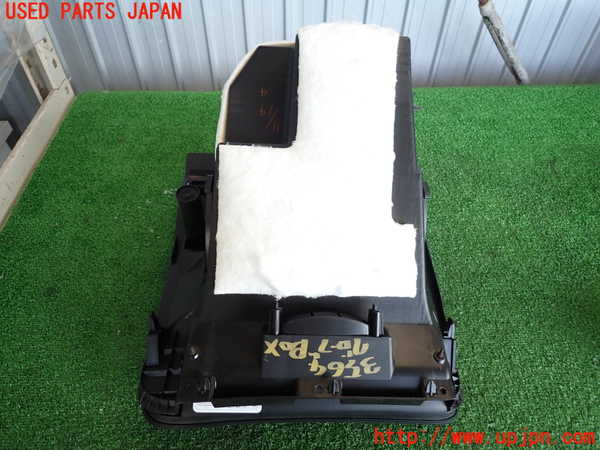 2UPJ-9235647516]ジューク NISMO(NF15)グローブボックス1 中古_3