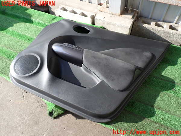 2UPJ-9235641234]ジューク NISMO(NF15)右前ドア内張り 中古_2