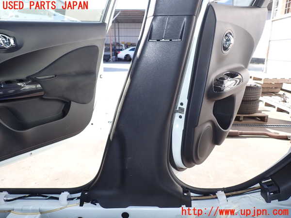 2UPJ-9235647665]ジューク NISMO(NF15)右センターピラートリム 中古_3