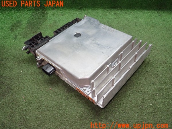 3UPJ=9235650581]ロードスター RF VS(NDERC)前期 純正 DJ4V-67Y6Y-D DC/DCコンバーター 中古_2