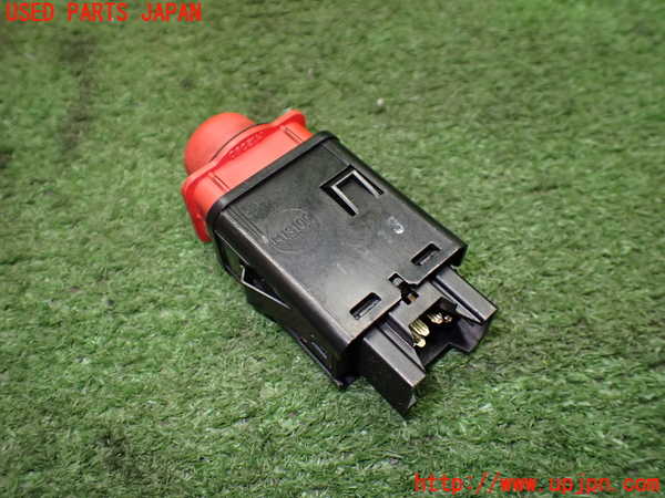 1UPJ-9235666290]ビート(PP1)ハザードスイッチ 中古_3