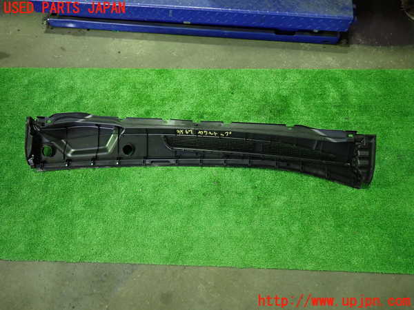 1UPJ-9235671190]セレナ e-POWER(GFC28)カウルトップ 中古_2