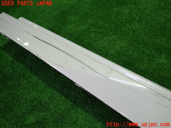 1UPJ-9235671392]セレナ e-POWER(GFC28)左サイドステップ 中古_3