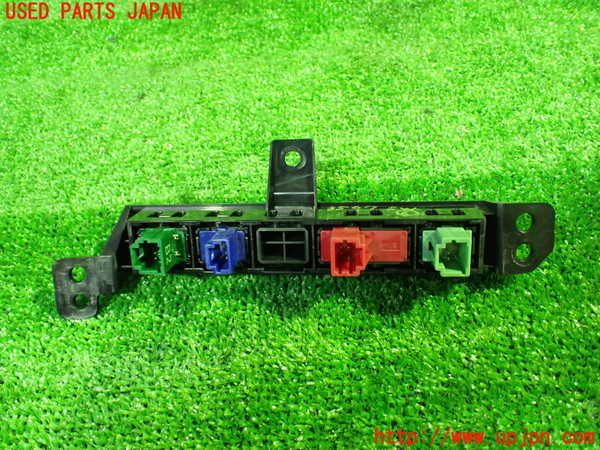 1UPJ-9235676311]セレナ e-POWER(GFC28)スイッチ6 (メーター照度、TRIP RESET、ドライブモード他) 中古_2