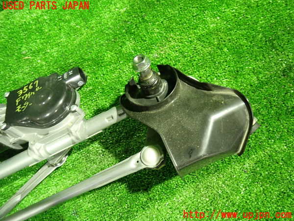 1UPJ-9235676770]セレナ e-POWER(GFC28)フロントワイパーモーター 中古_2