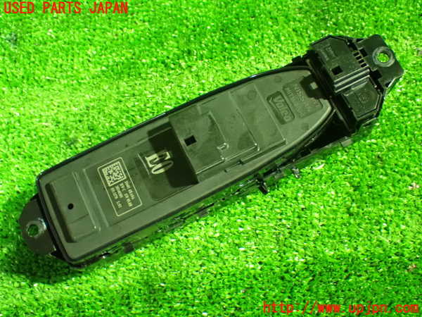 1UPJ-9235676240]セレナ e-POWER(GFC28)右前パワーウィンドウスイッチ 中古_2