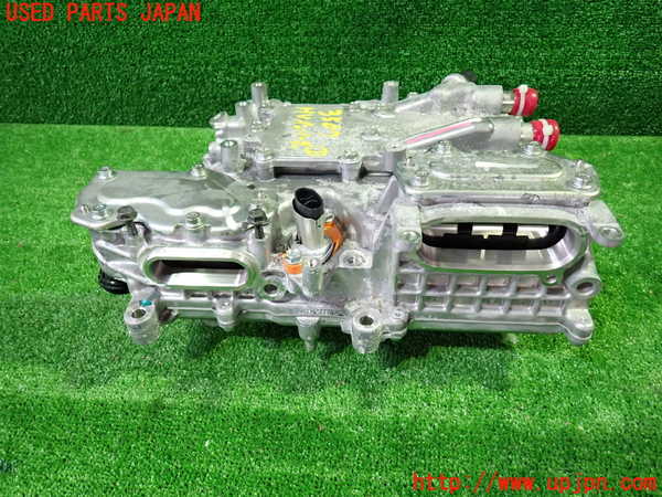 1UPJ-9235676916]セレナ e-POWER(GFC28)インバーターコンバーター 中古_2