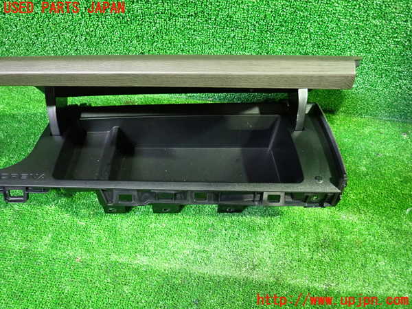 1UPJ-9235677517]セレナ e-POWER(GFC28)グローブボックス2 中古_2
