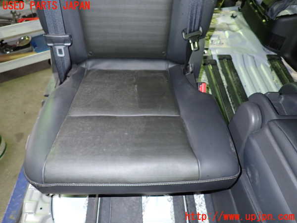 1UPJ-9235677145]セレナ e-POWER(GFC28)右2列目シート 中古_3