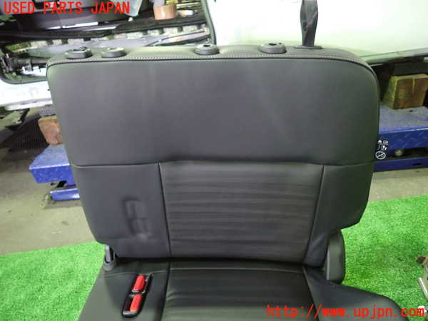 1UPJ-9235677265]セレナ e-POWER(GFC28)左3列目シート 中古_2