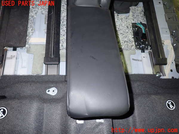 1UPJ-9235677465]セレナ e-POWER(GFC28)補助席 中古_3