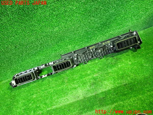 1UPJ-9235677526]セレナ e-POWER(GFC28)エアコン吹き出し口1 (左) 中古_4