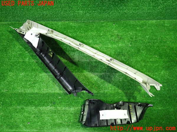 1UPJ-9235677655]セレナ e-POWER(GFC28)右フロントピラートリム 中古_2