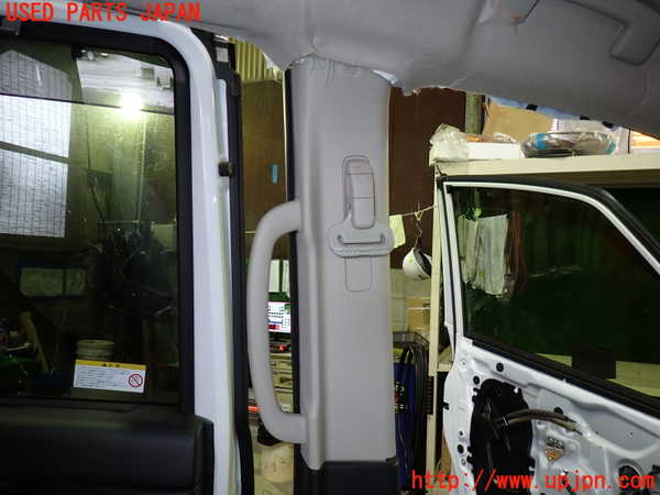 1UPJ-9235677670]セレナ e-POWER(GFC28)左センターピラートリム 中古_2