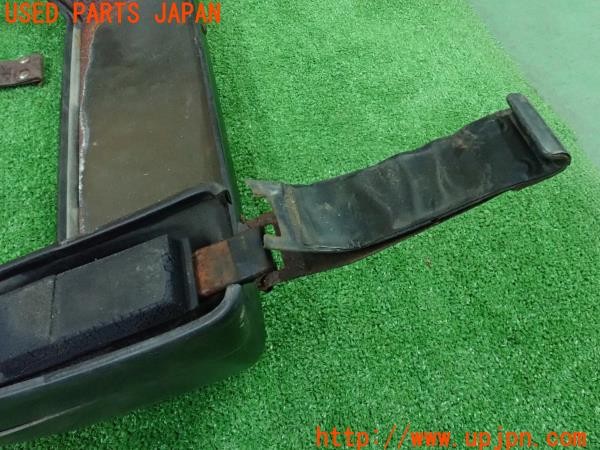 3UPJ=9235680014]ロードスター(NA6CE)外装品 土台 用途不明 中古_4