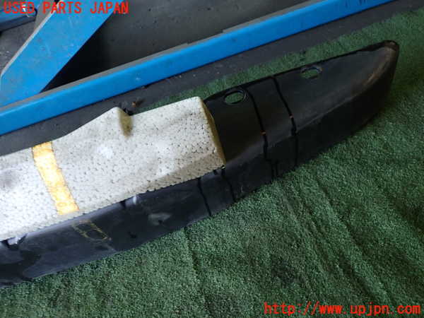 1UPJ-9235681014]ロードスター(NA6CE)フロントバンパーホースメント 中古_2