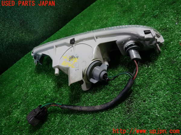 1UPJ-9235681150]ロードスター(NA6CE)右コーナーランプ 中古_2