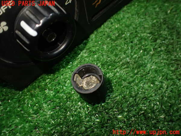 1UPJ-9235686066]ロードスター(NA6CE)エアコンスイッチ1 中古_2