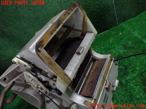 1UPJ-9235686100]ロードスター(NA6CE)ヒーターコア 中古_3