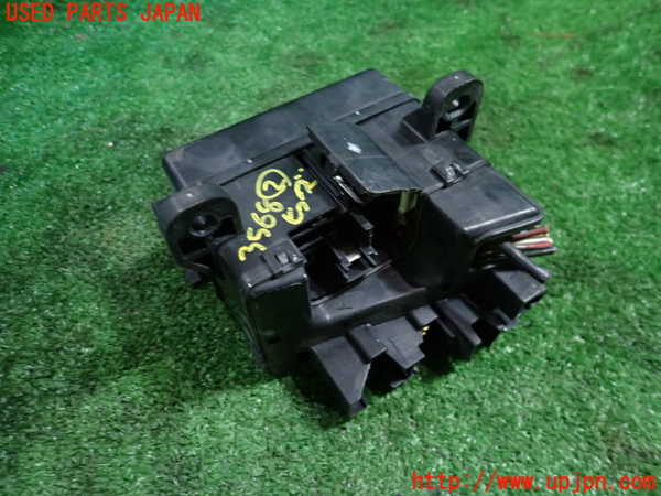 1UPJ-9235686742]ロードスター(NA6CE)ヒューズボックス2 中古_2