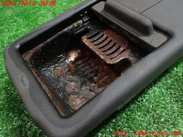 1UPJ-9235687821]ロードスター(NA6CE)灰皿1 中古_3