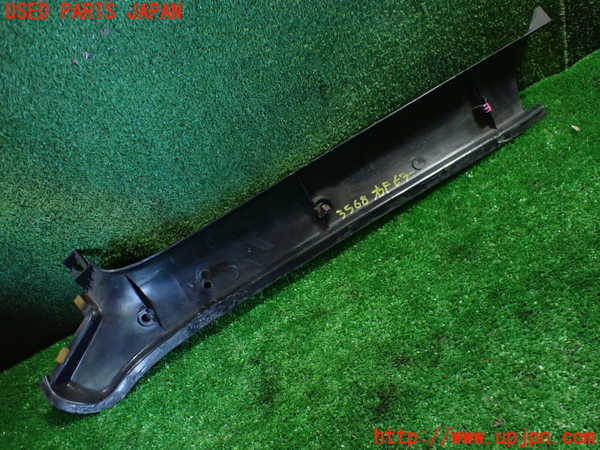 1UPJ-9235687655]ロードスター(NA6CE)右フロントピラートリム 中古_3