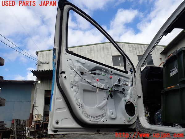 1UPJ-9235691260]ヤリス(YARIS)(MXPA10)左前ドア 中古_2