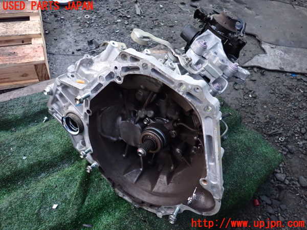 1UPJ-9235693200]ヤリス(YARIS)(MXPA10)ミッション MT M15A-FKS ジャンク_2